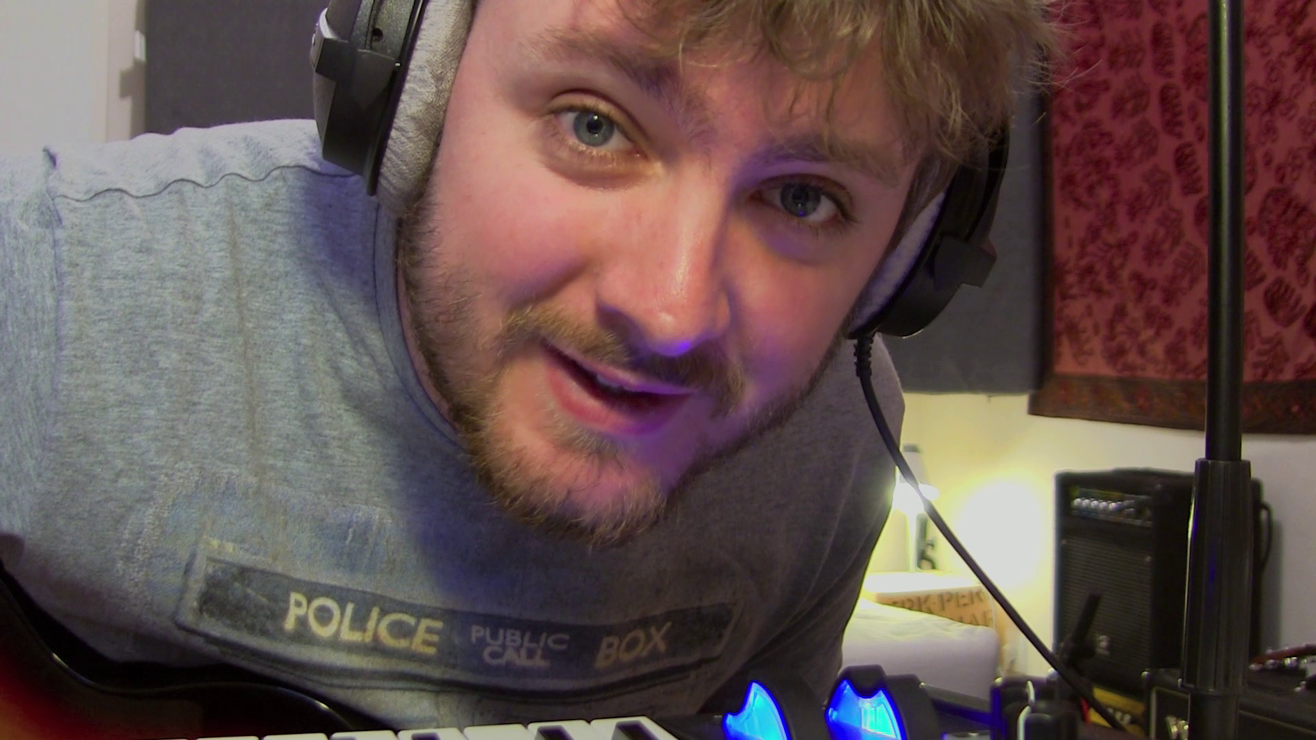 Ma guitare dans un synthé ! [VIDEO]